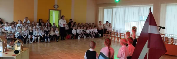 DAUDZ LAIMES, LATVIJA!