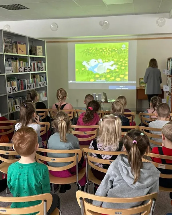 BIBLIOTĒKAS APMEKLĒJUMS
